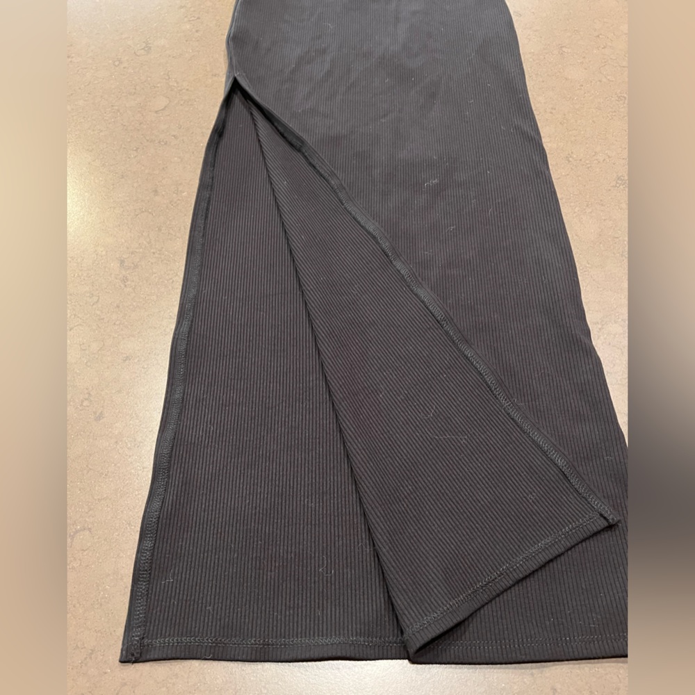 Spice Things Up Black Ribbed One-Shoulder Cutout Midi Dress Sz: XS - Picture 8 of 11